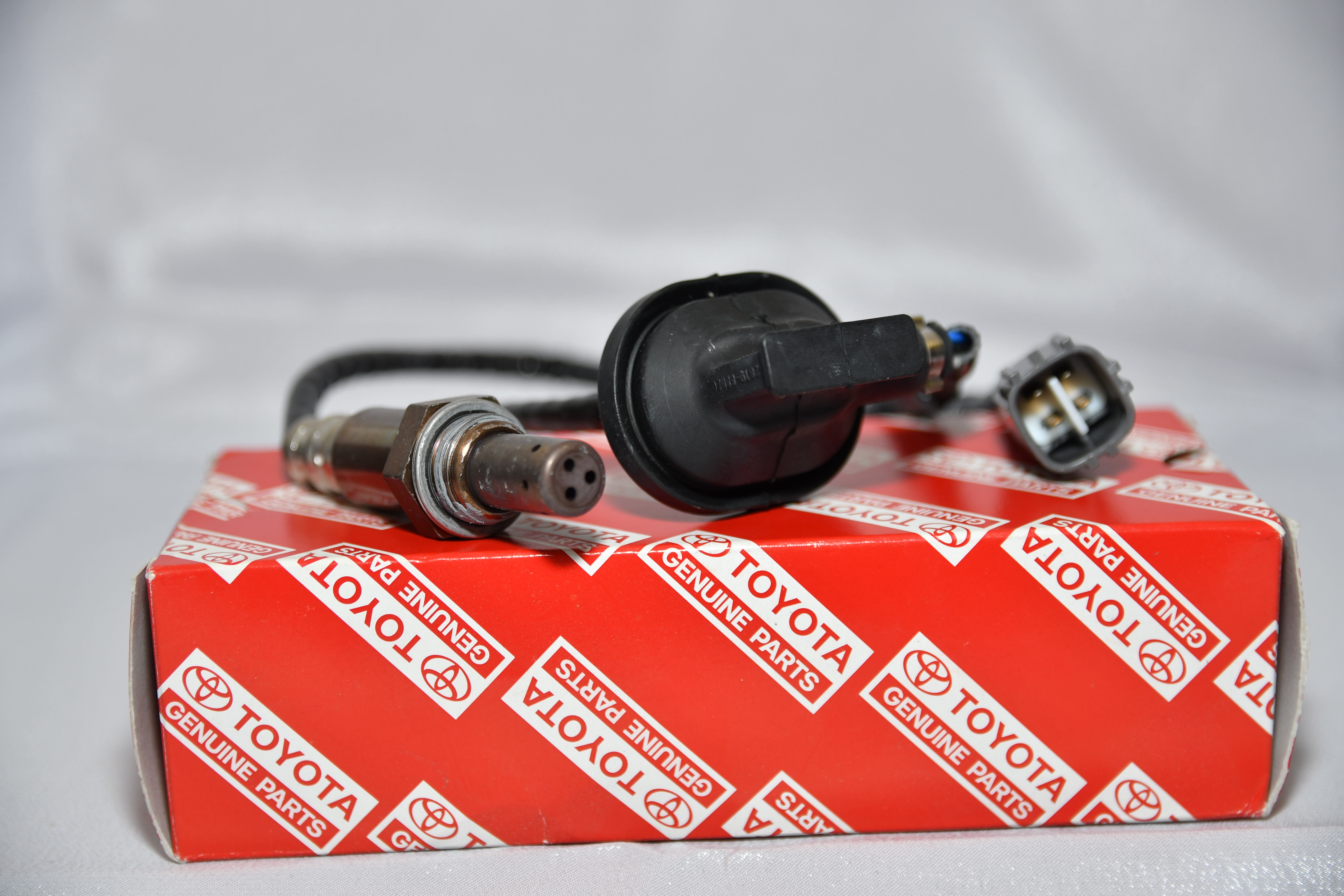 Japanese Toyota Oxygen Sensor- Exhaust Pipe - Image 3